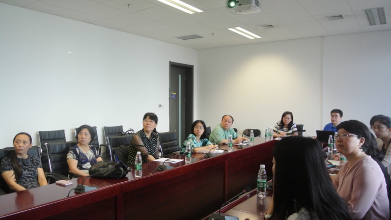 3003新葡的京集团网址院举行英语双学位双专业和大学英语教学教务联系会议1